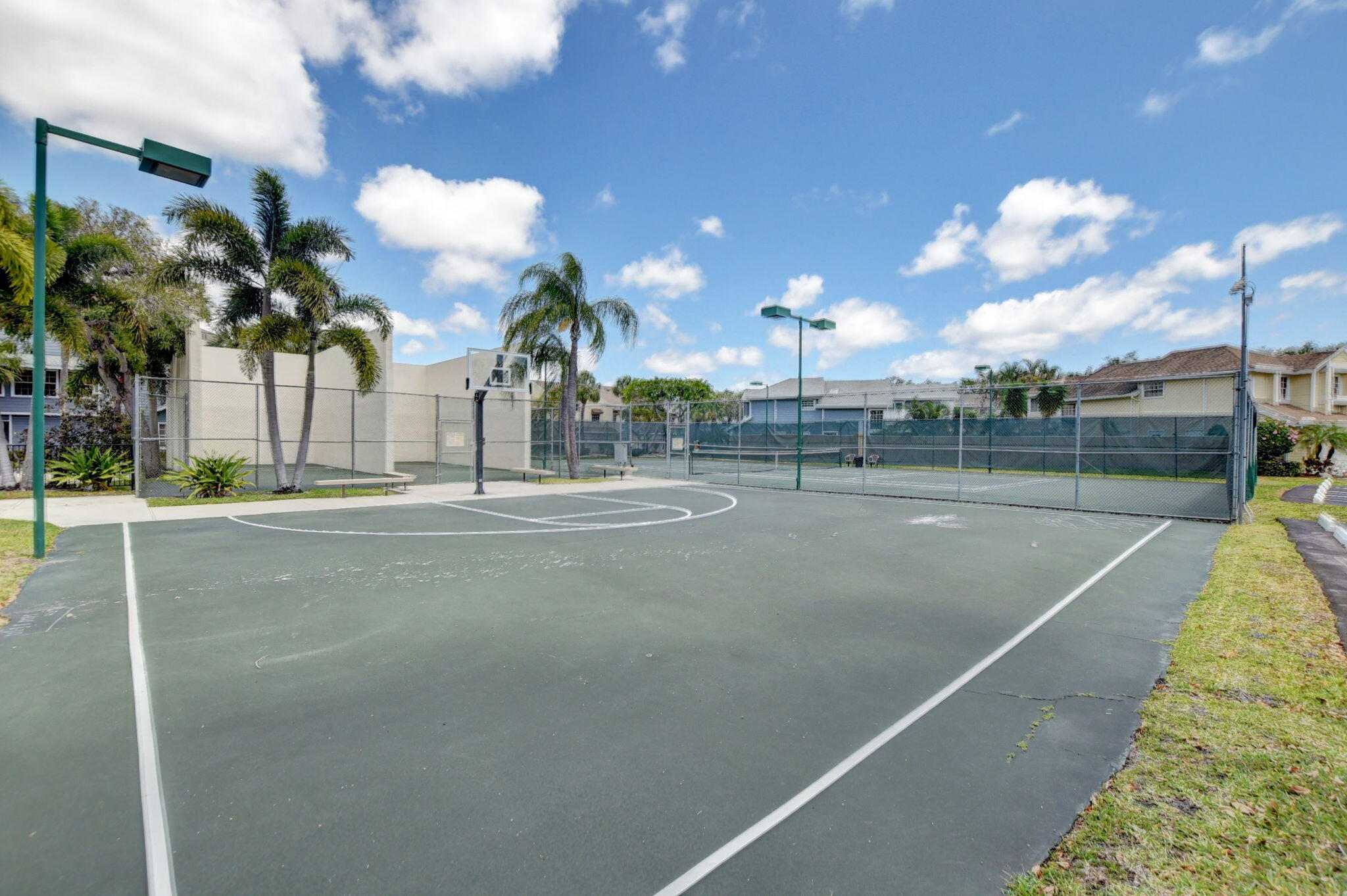 CARRIAGE HOUSES of Fairfield At Boca - Residential