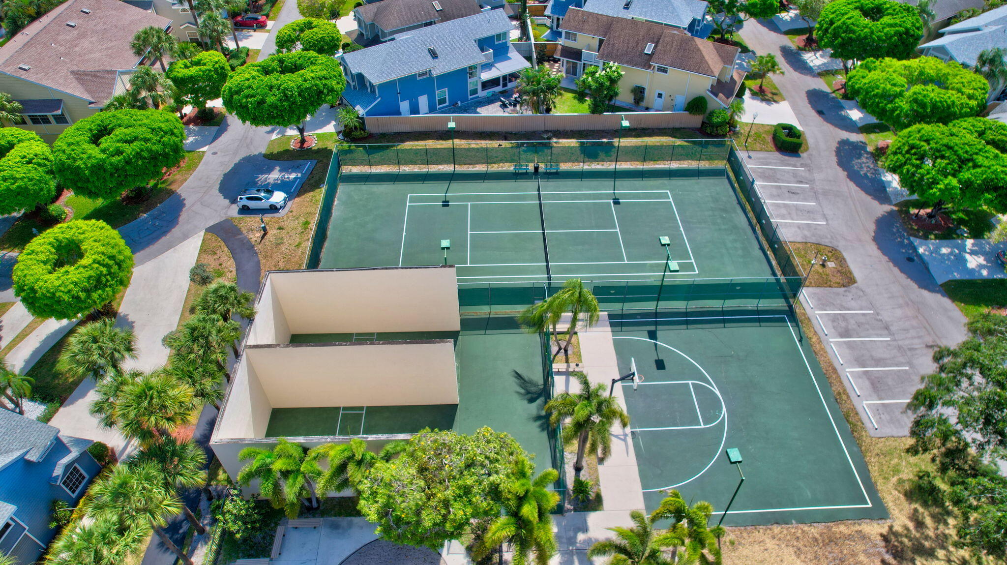 CARRIAGE HOUSES of Fairfield At Boca - Residential