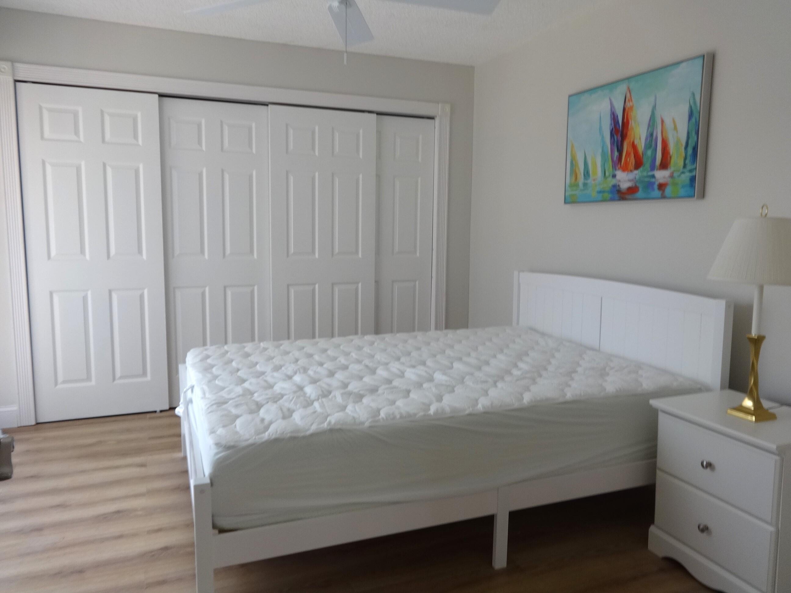 RIVER - Residential Lease