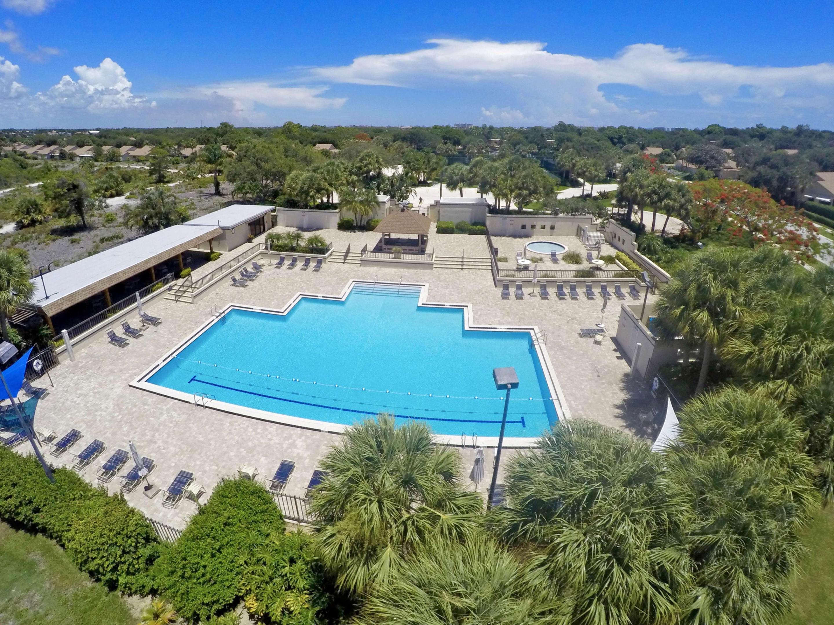 RIVER - Residential Lease