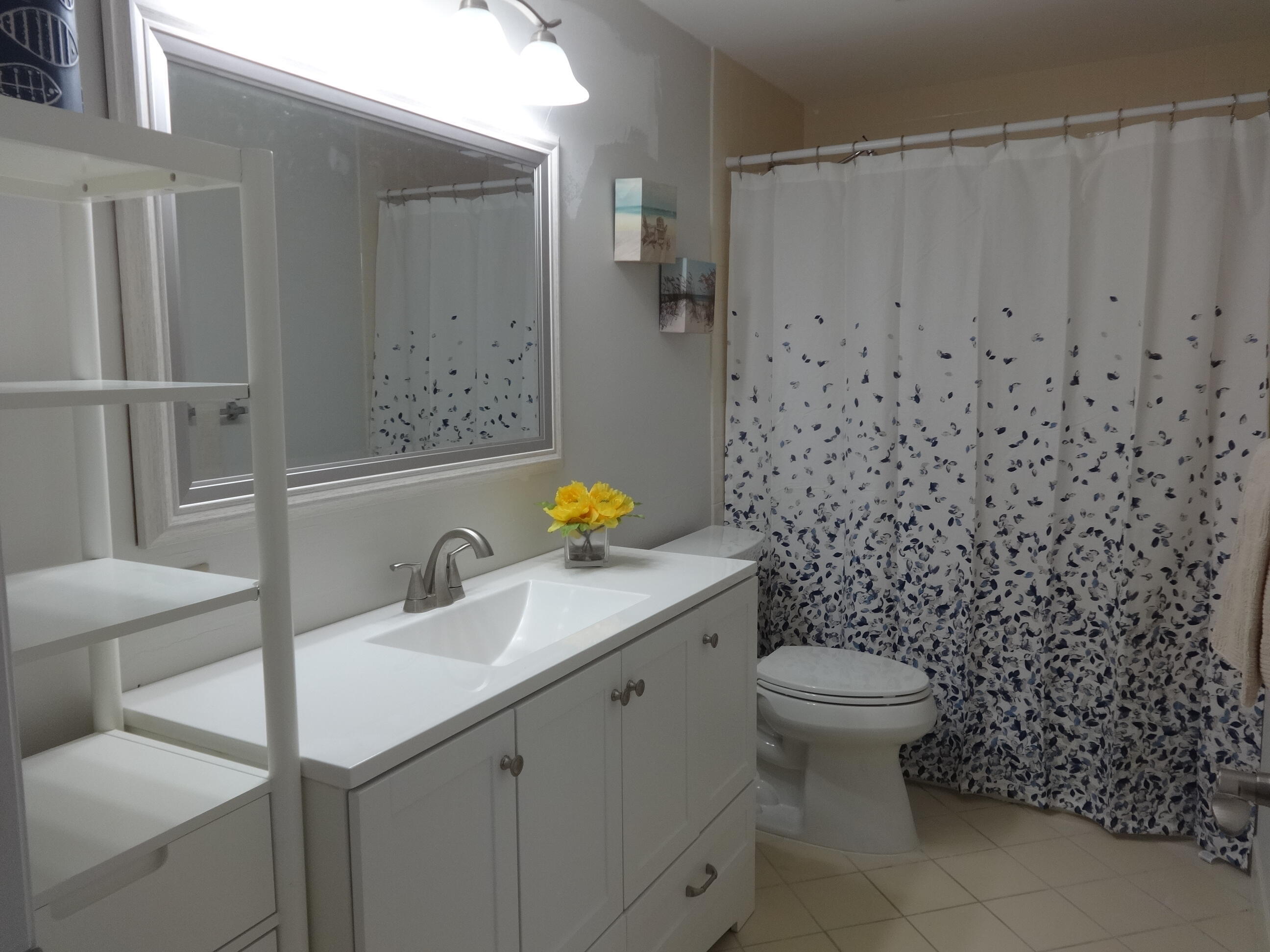 RIVER - Residential Lease