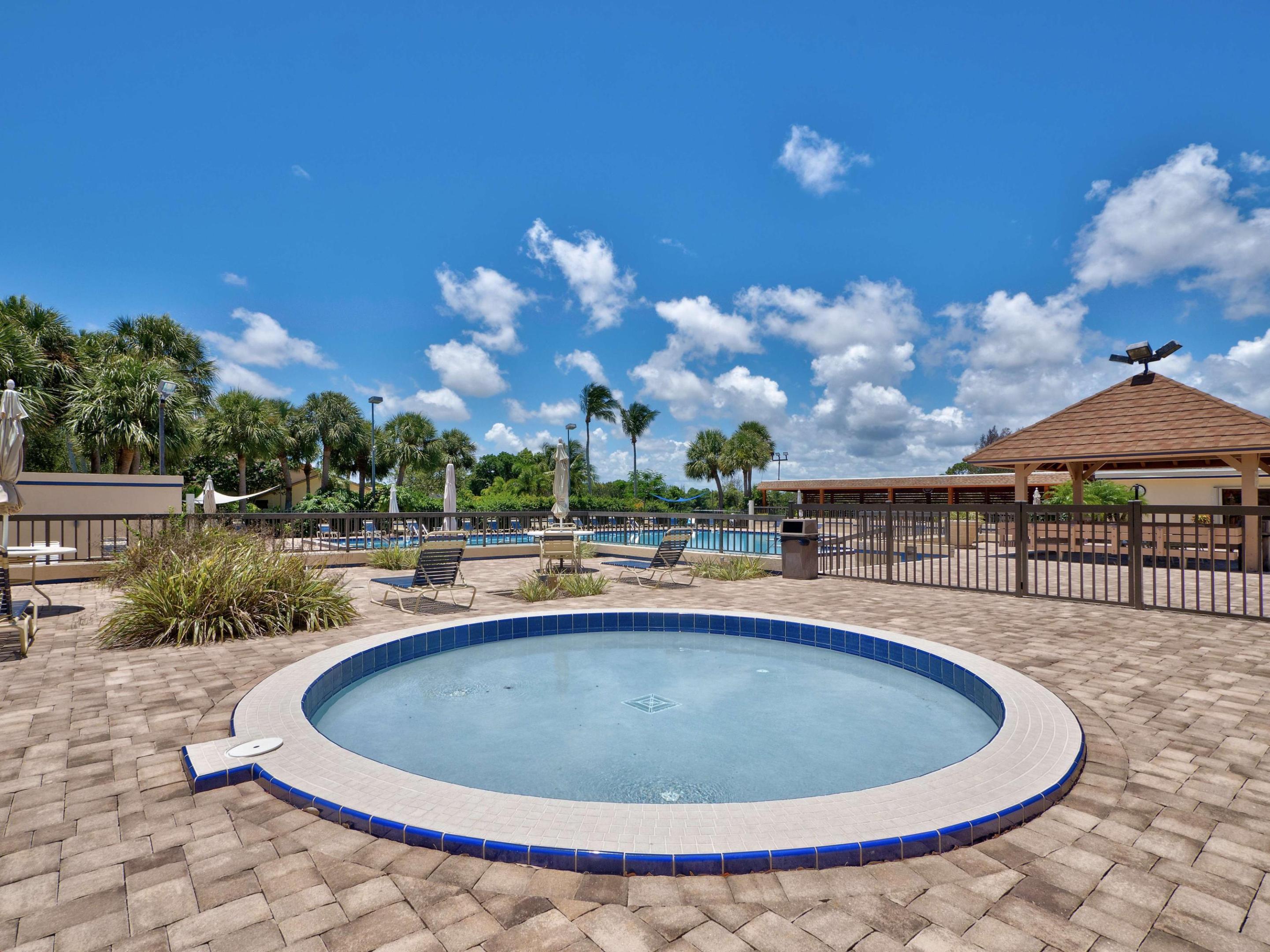 RIVER - Residential Lease
