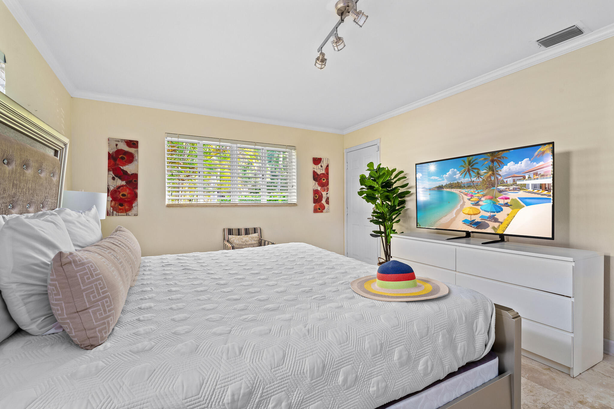 MIDDLE RIVER ESTATES - Residential