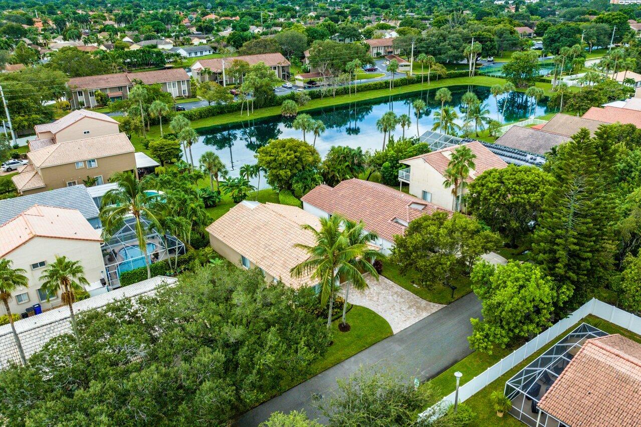 COQUINA LAKES - Residential