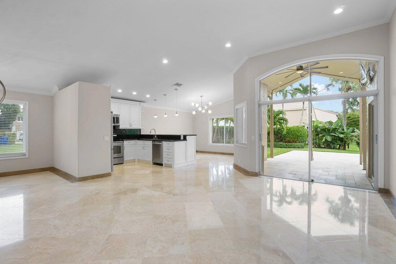 COQUINA LAKES - Residential