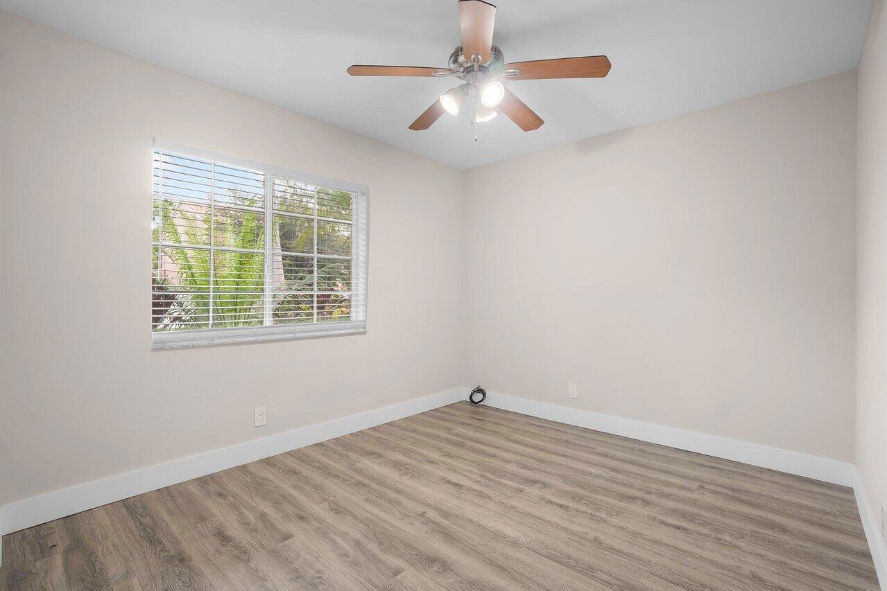 COQUINA LAKES - Residential
