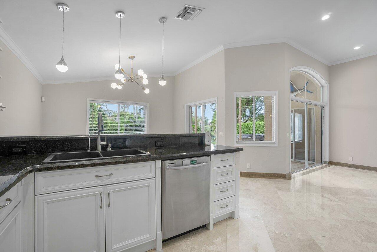 COQUINA LAKES - Residential