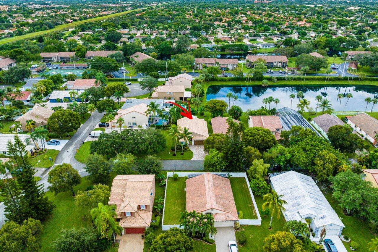 COQUINA LAKES - Residential