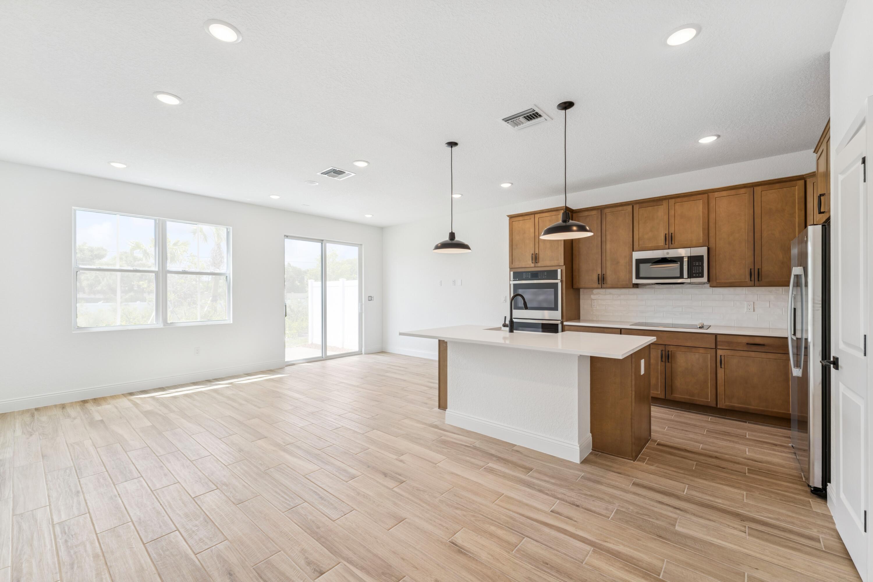 SALERNO RESERVE AT SHOWCASE PUD PHASE 2 - Residential