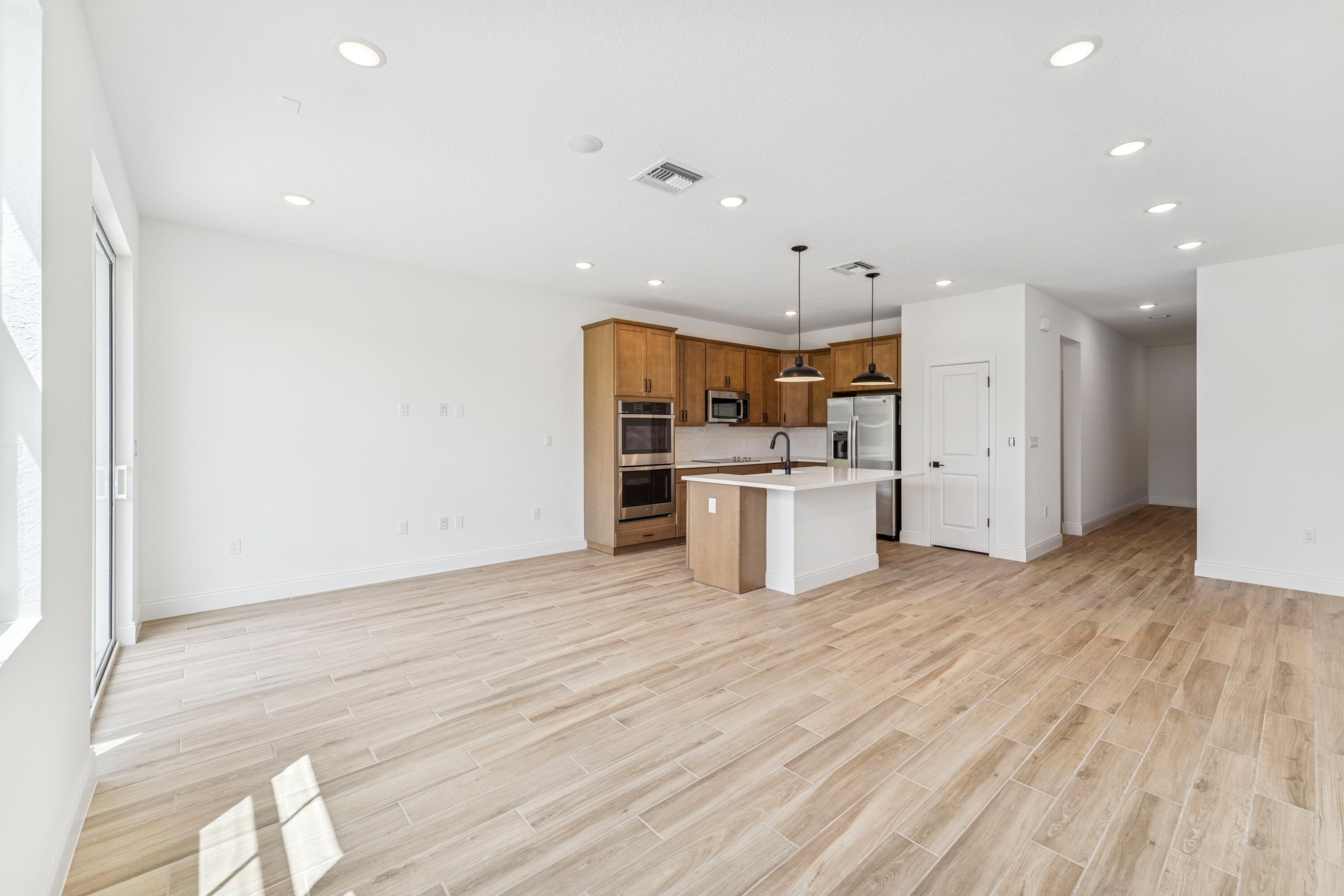 SALERNO RESERVE AT SHOWCASE PUD PHASE 2 - Residential