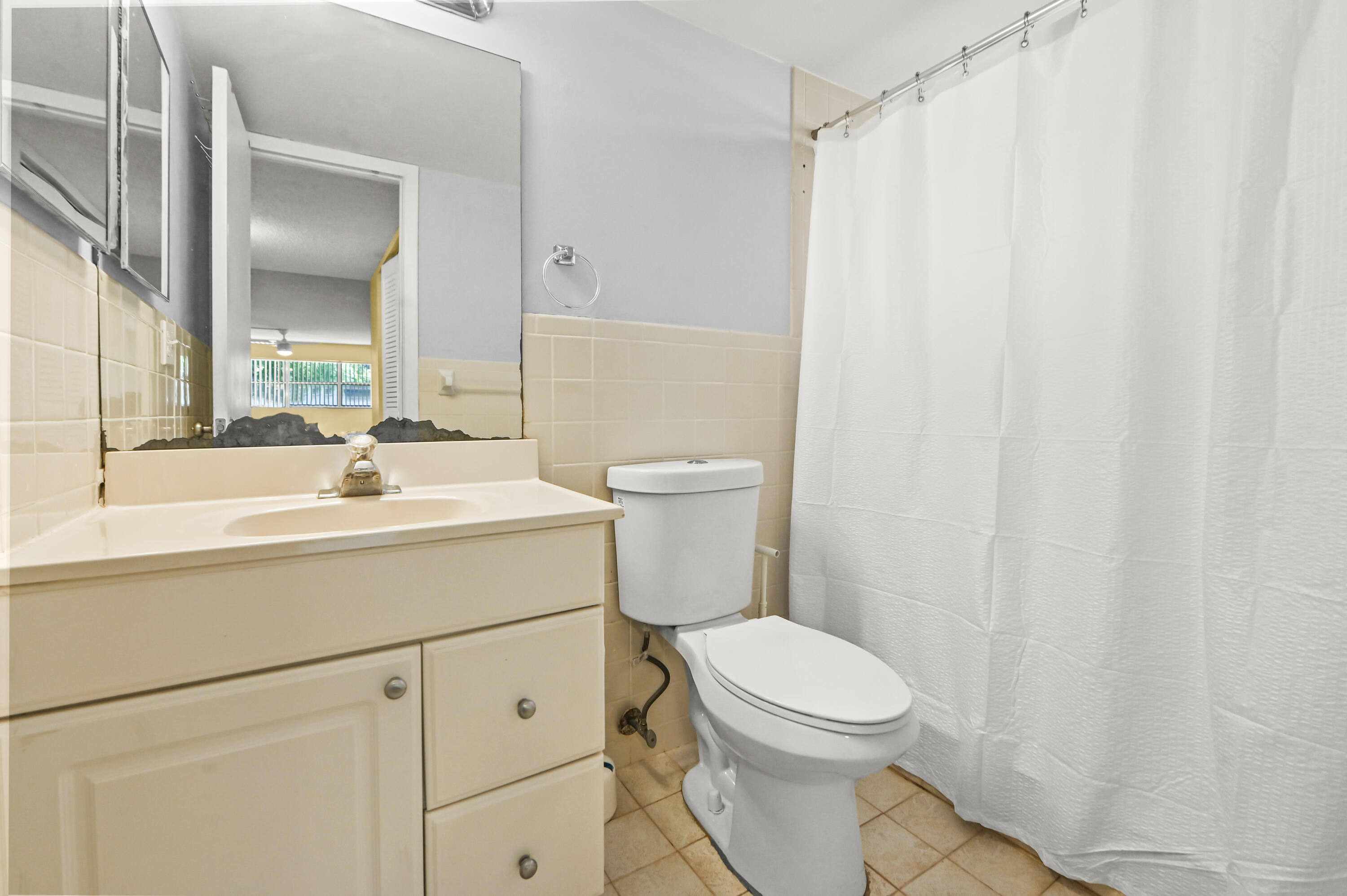 NOVA GARDENS CONDO - Residential