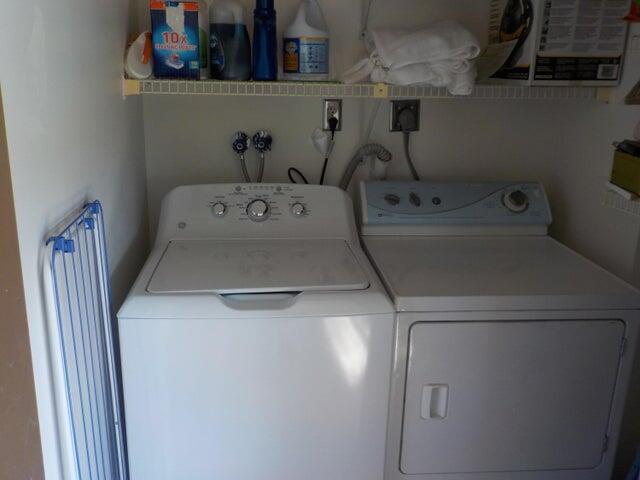 ASHLAND B CONDO - Residential Lease