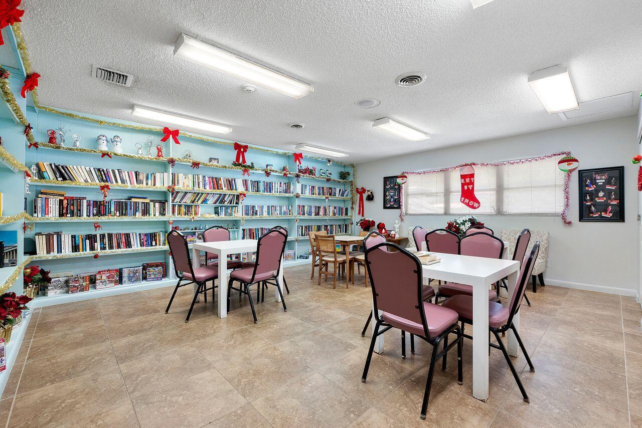 ORIOLE GOLF & TENNIS CLUB CONDO - Residential