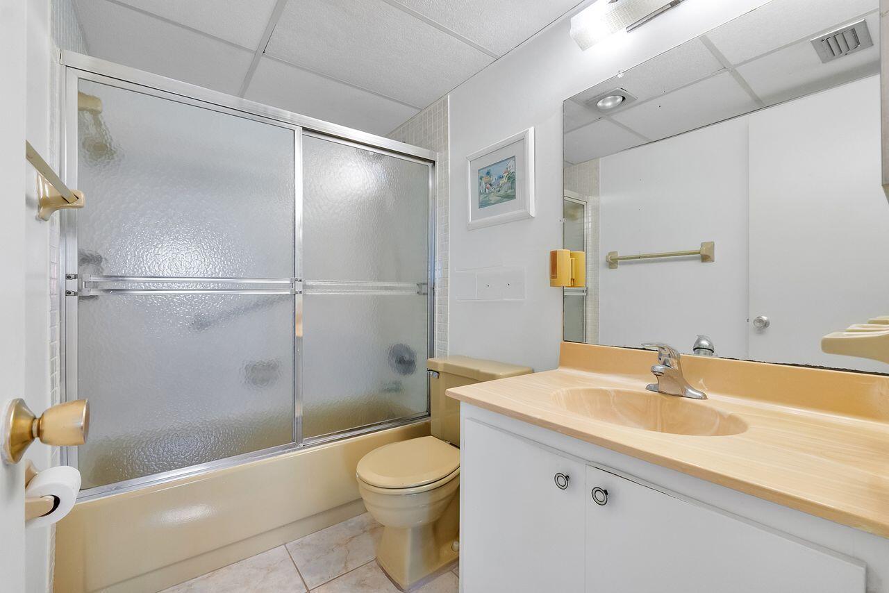 ORIOLE GOLF & TENNIS CLUB CONDO - Residential