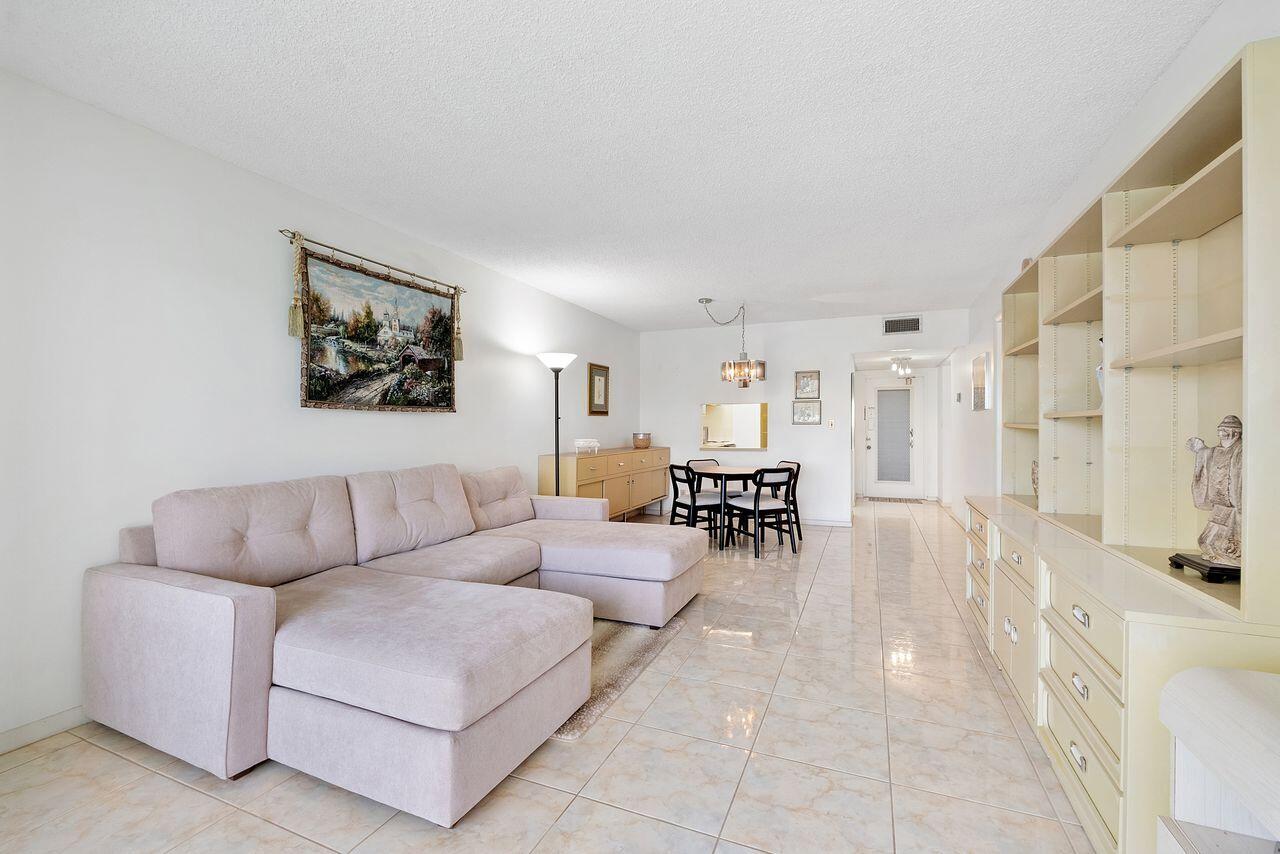 ORIOLE GOLF & TENNIS CLUB CONDO - Residential