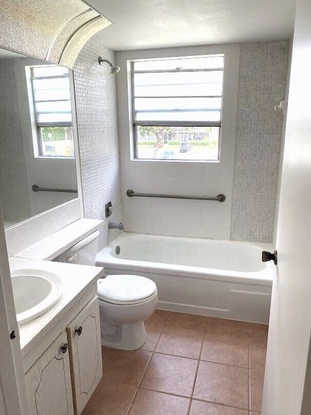 MANSFIELD AT CENTURY VILLAGE CONDO - Residential Lease