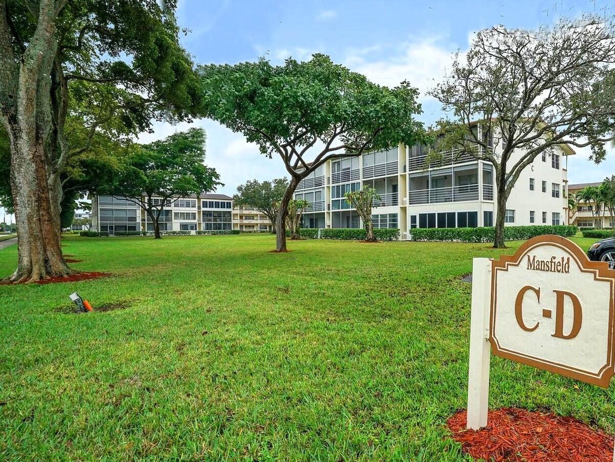 MANSFIELD AT CENTURY VILLAGE CONDO - Residential Lease