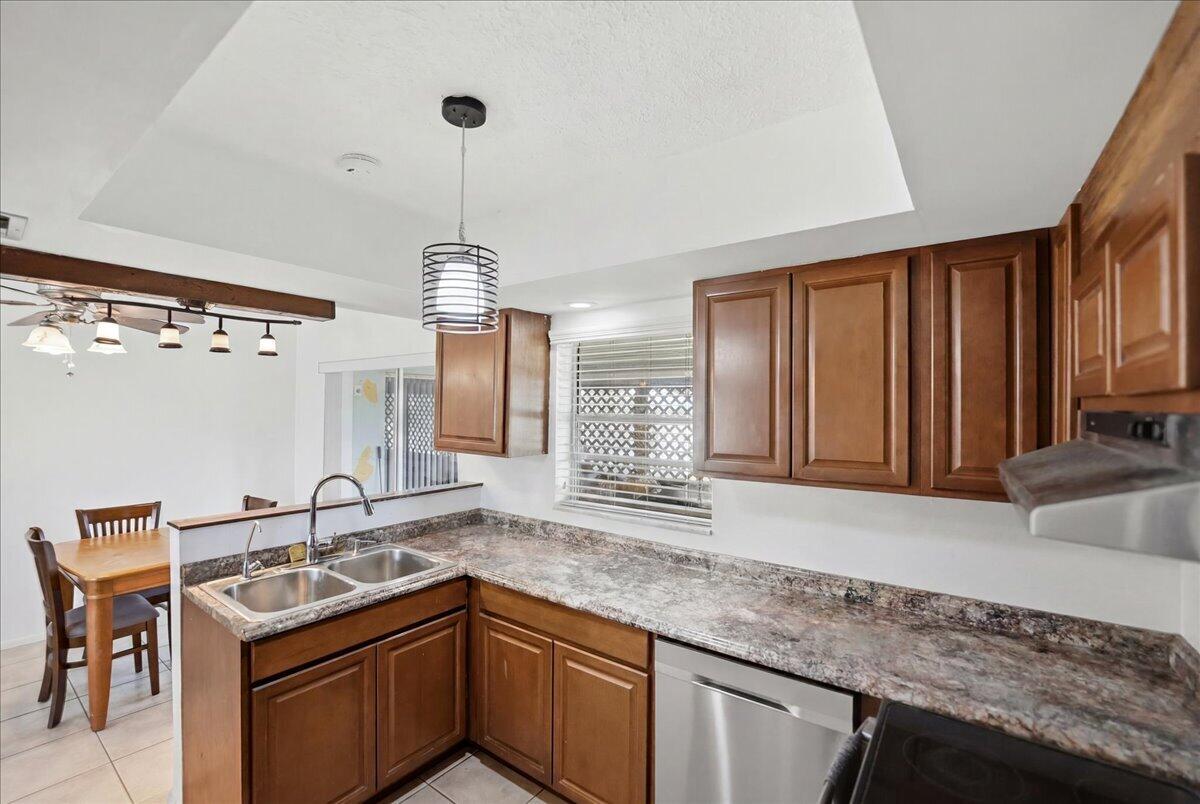 RIVER PARK UNIT 7 - Residential