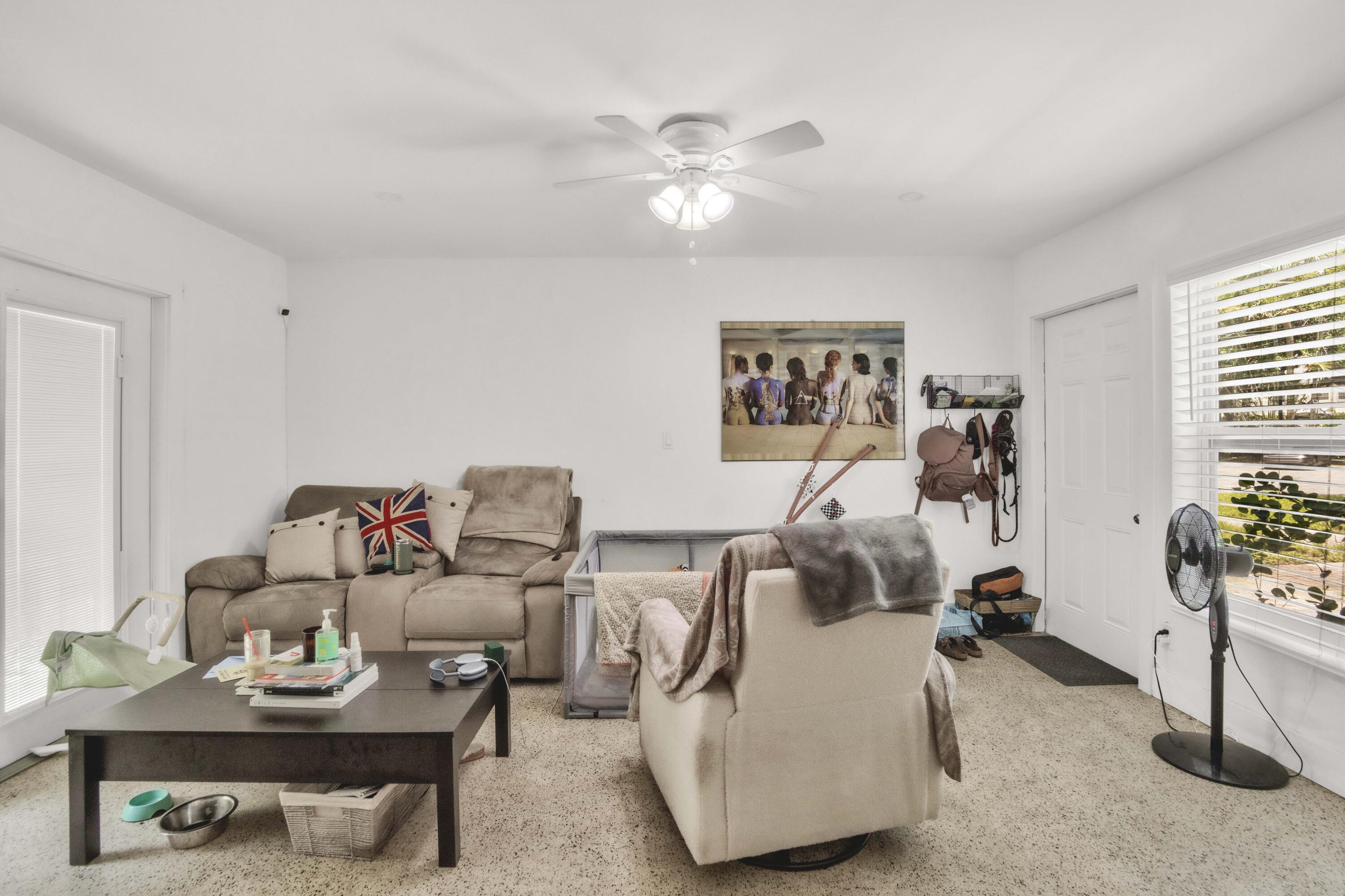 River Oaks - Residential Income