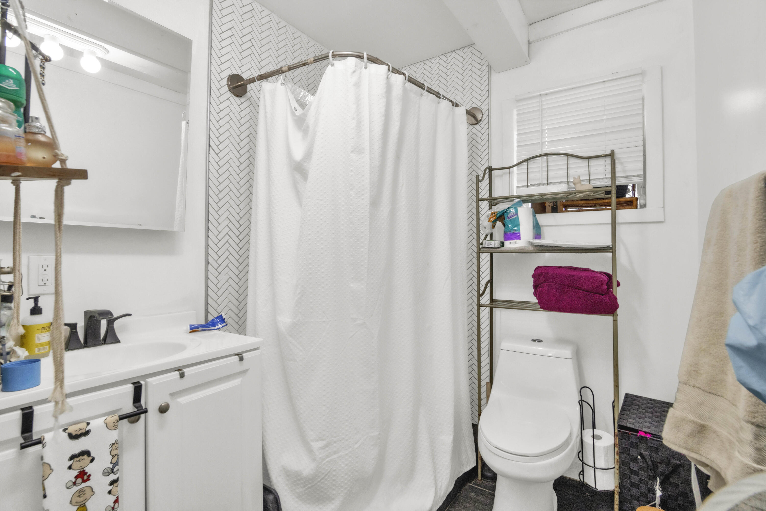 River Oaks - Residential Income