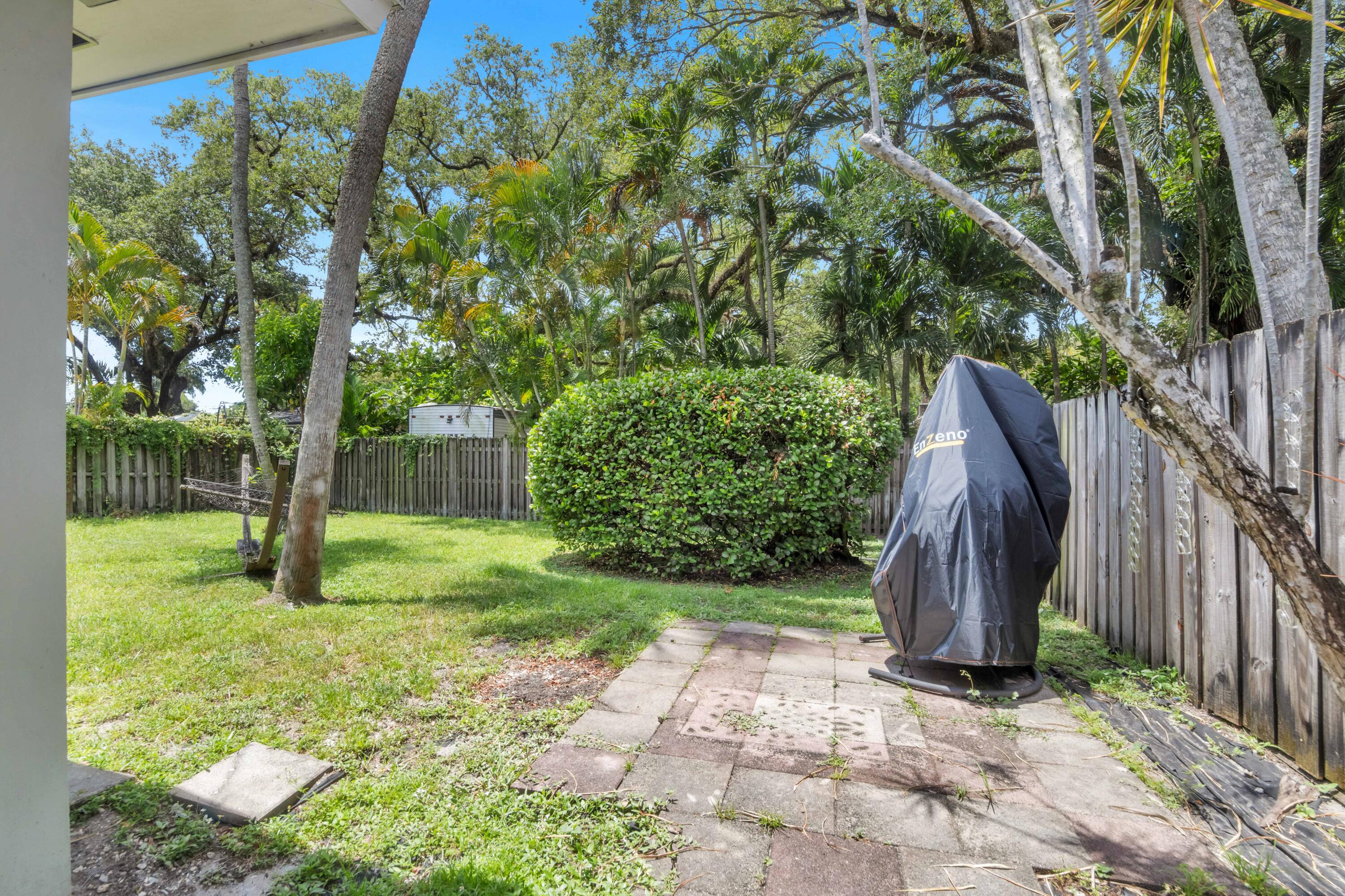 River Oaks - Residential Income