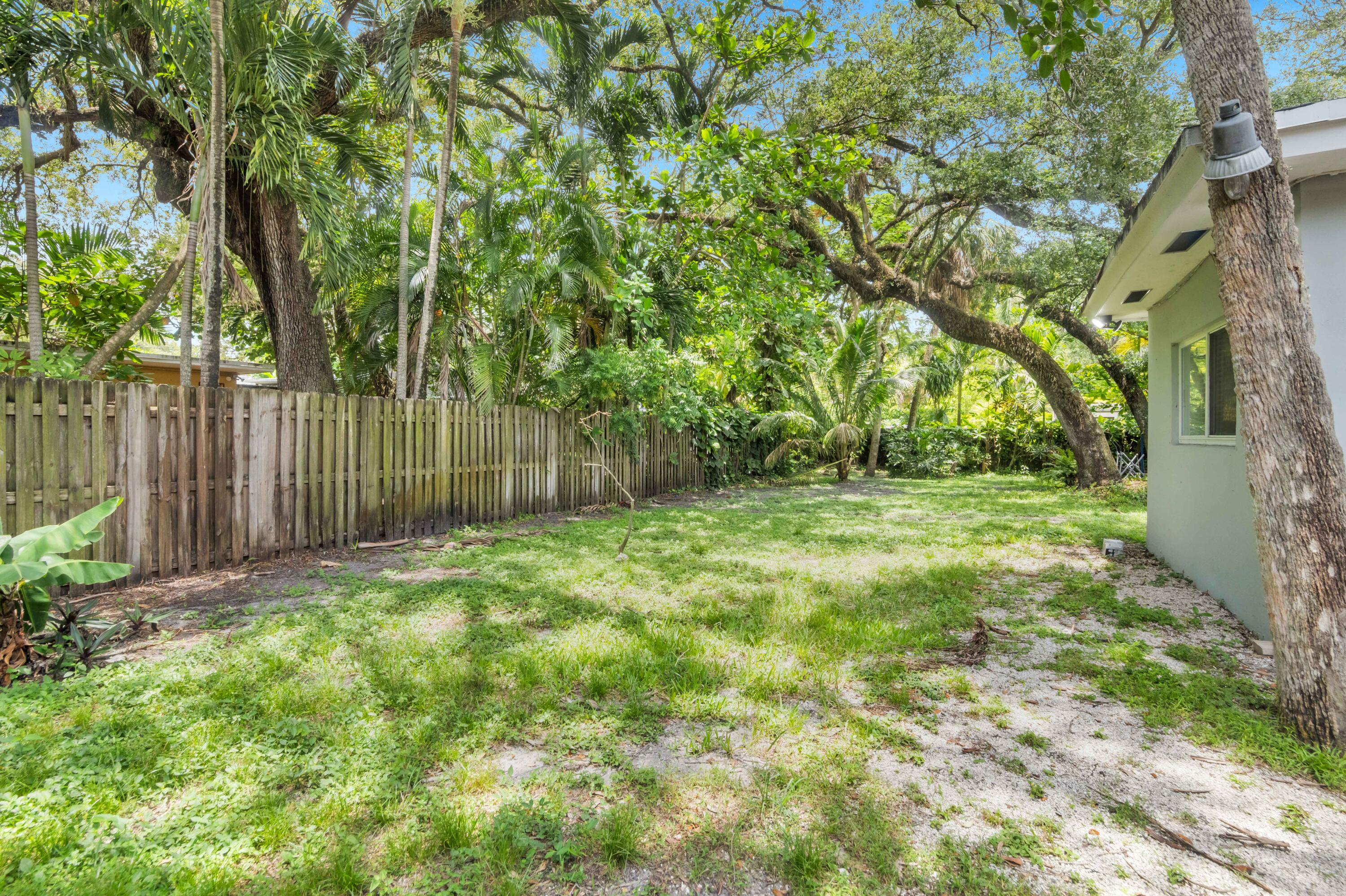 River Oaks - Residential Income