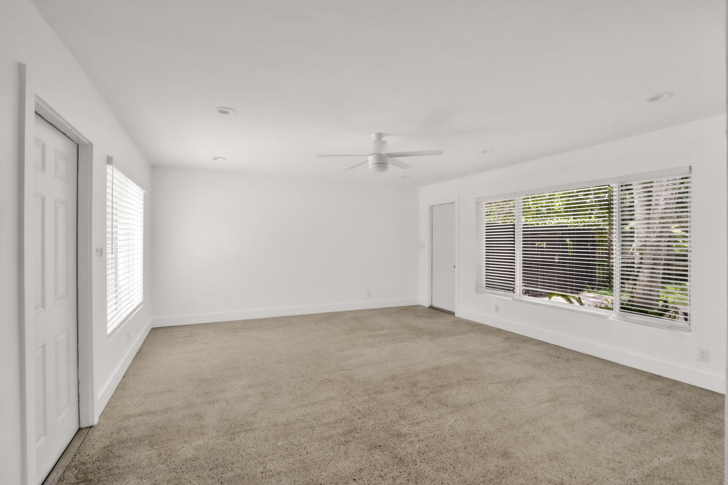 River Oaks - Residential Income