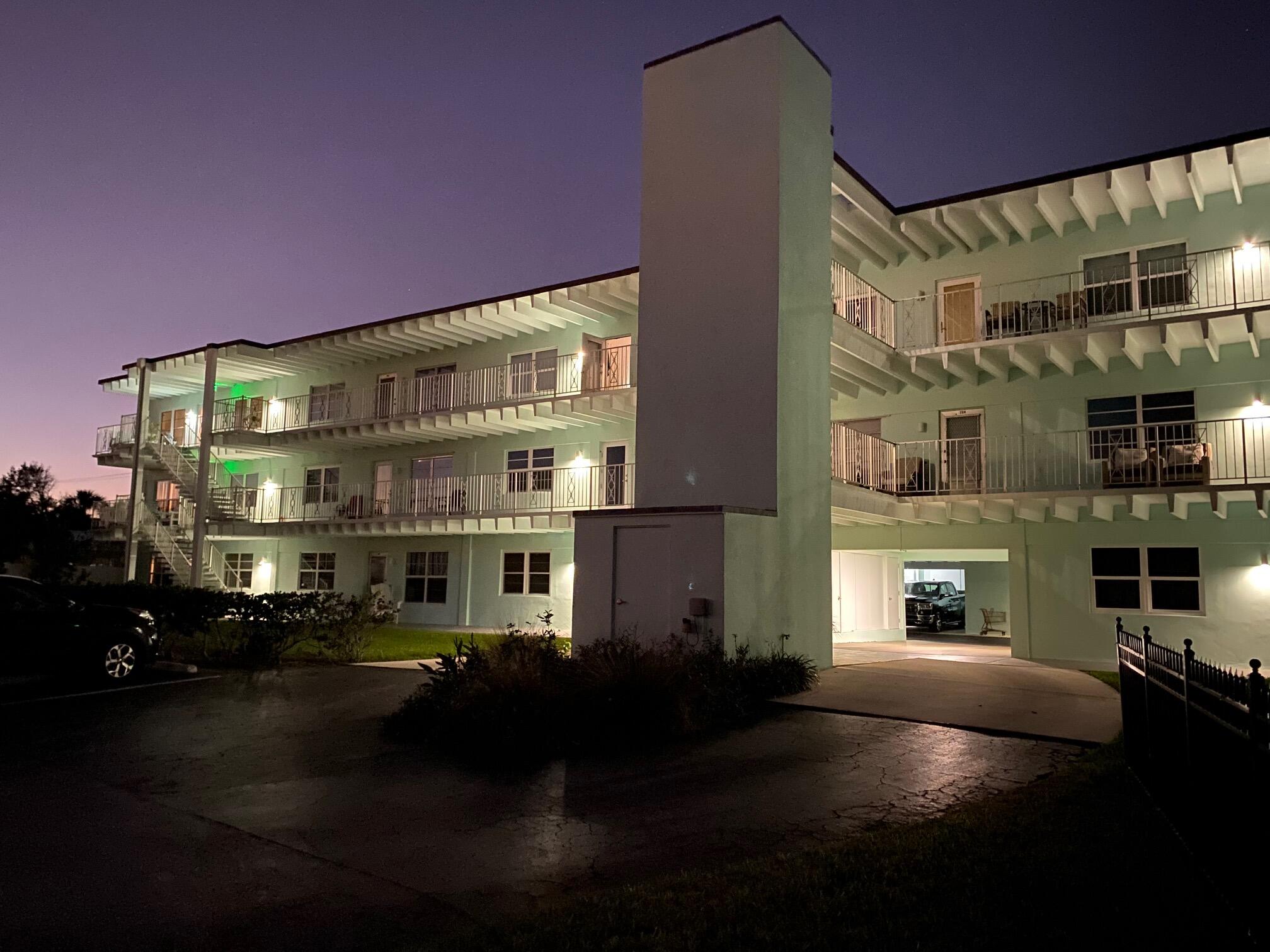 EMERALD HOUSE INC 219 LAKEVIEW AVE LANTANA FL - Residential