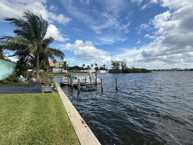 EMERALD HOUSE INC 219 LAKEVIEW AVE LANTANA FL - Residential