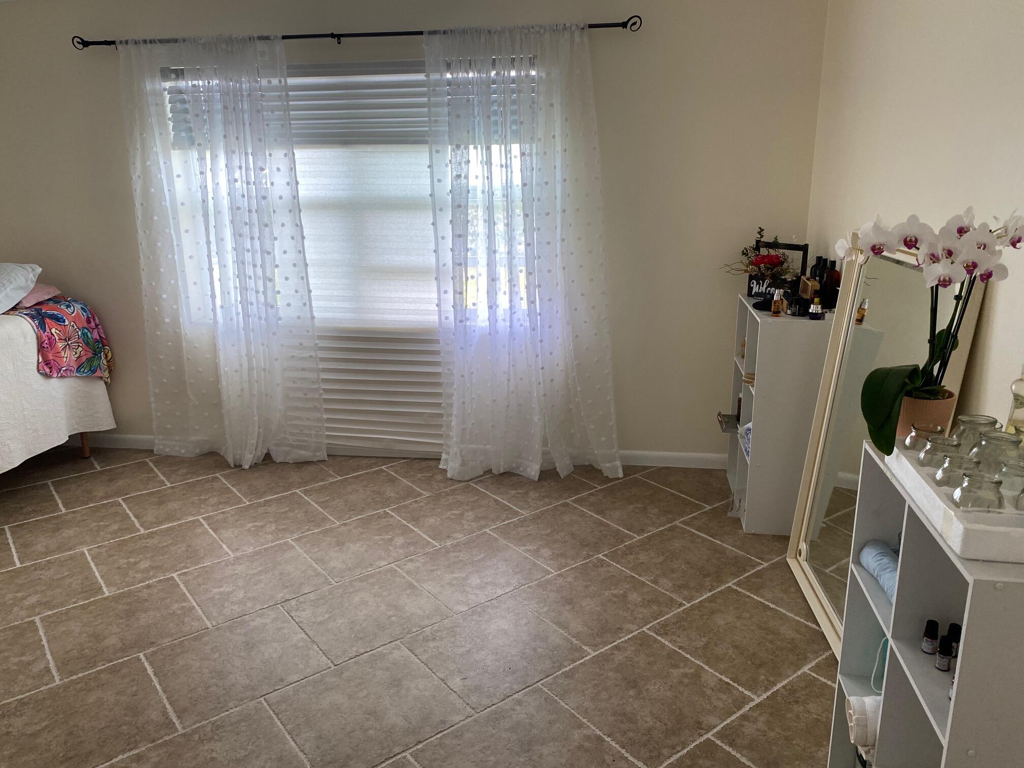 EMERALD HOUSE INC 219 LAKEVIEW AVE LANTANA FL - Residential