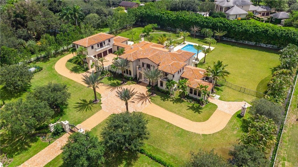 SUNSHINE RANCHES - Residential
