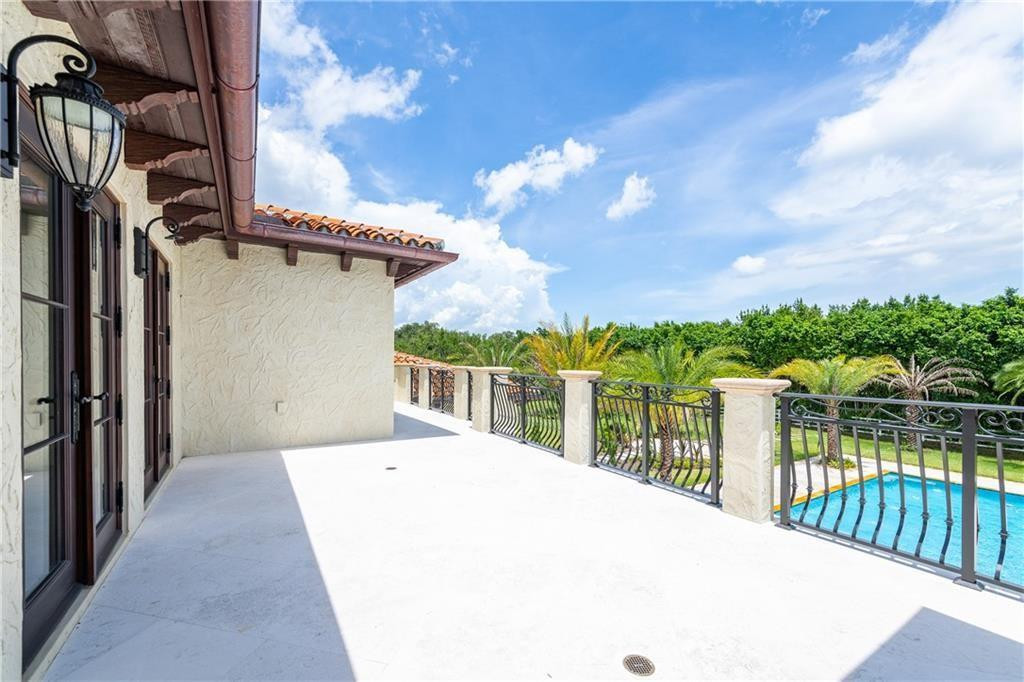 SUNSHINE RANCHES - Residential
