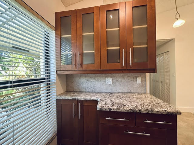 PINES OF OAKLAND FOREST WEST - Residential Lease