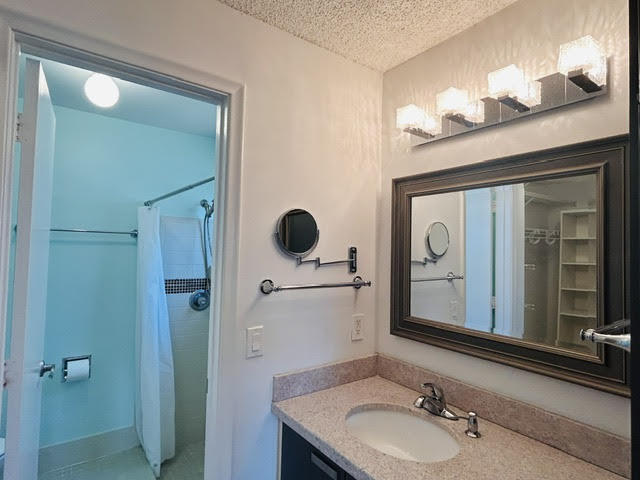 PINES OF OAKLAND FOREST WEST - Residential Lease