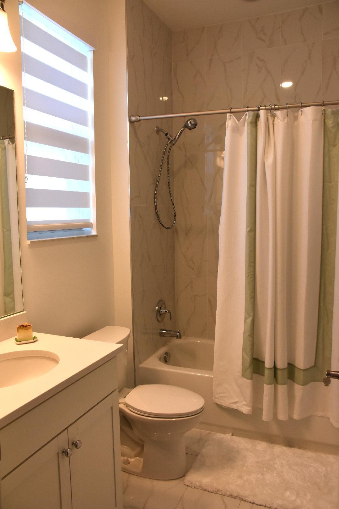 CRESSWIND PALM BEACH PHASE 3 - Residential
