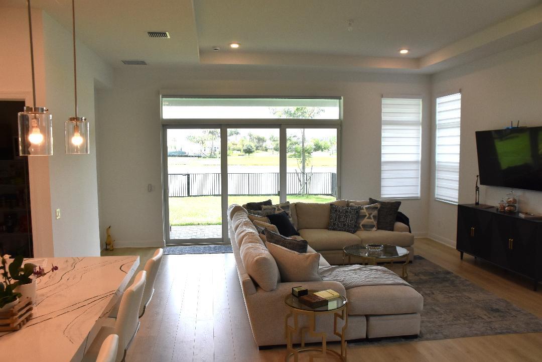 CRESSWIND PALM BEACH PHASE 3 - Residential