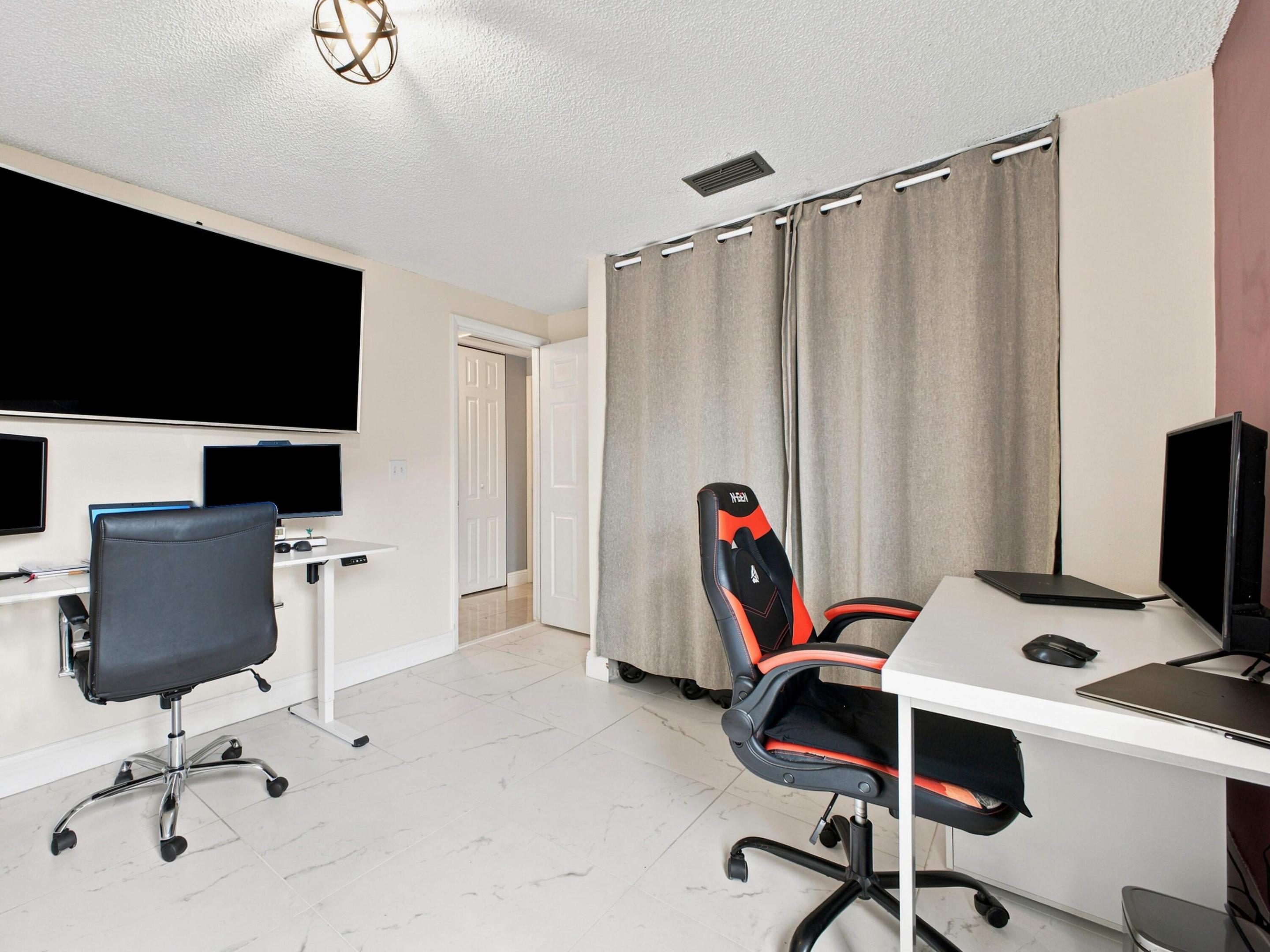 LE CHALET IV-B - Residential