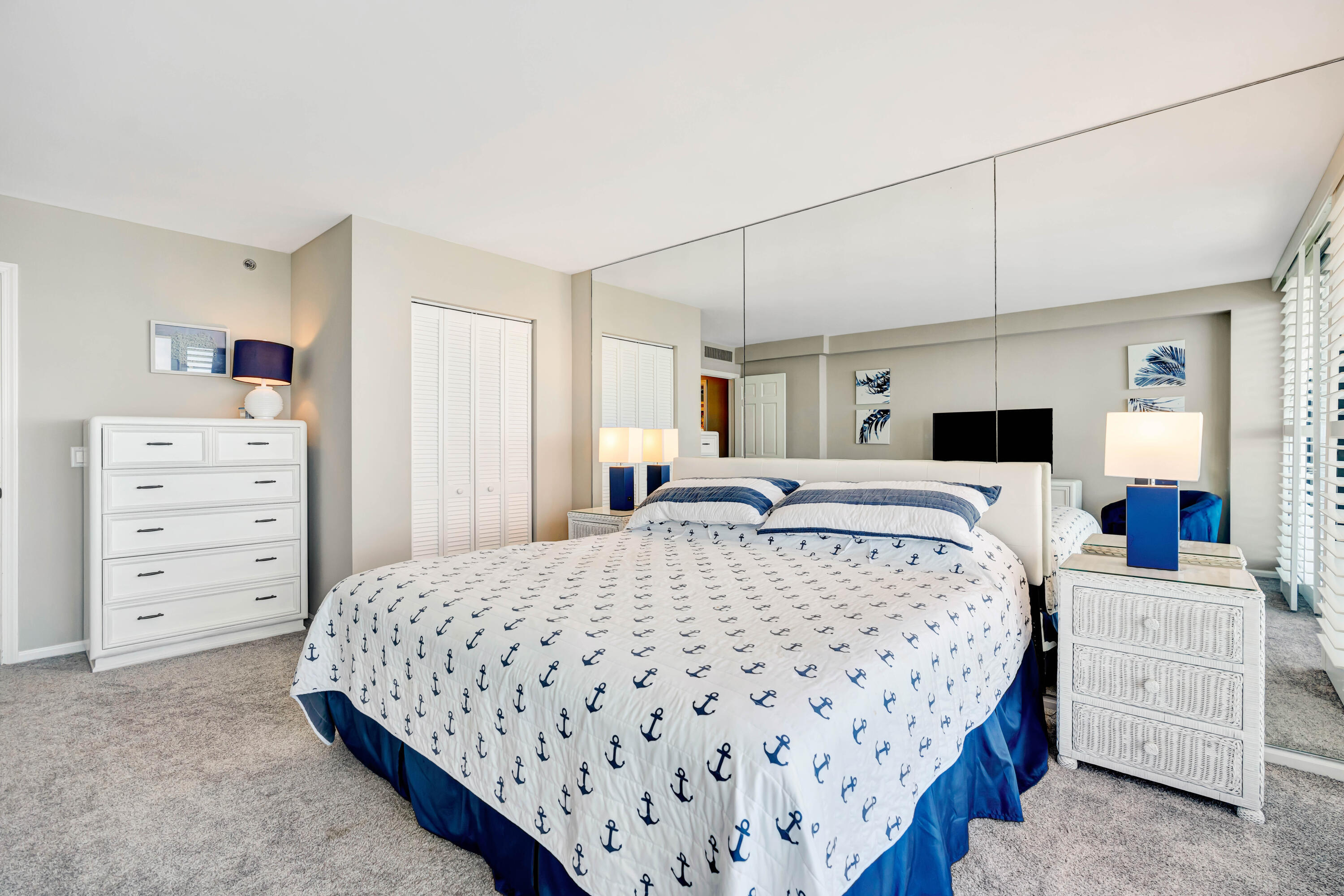 OCEAN TOWERS SOUTH CONDO APTS - Residential Lease