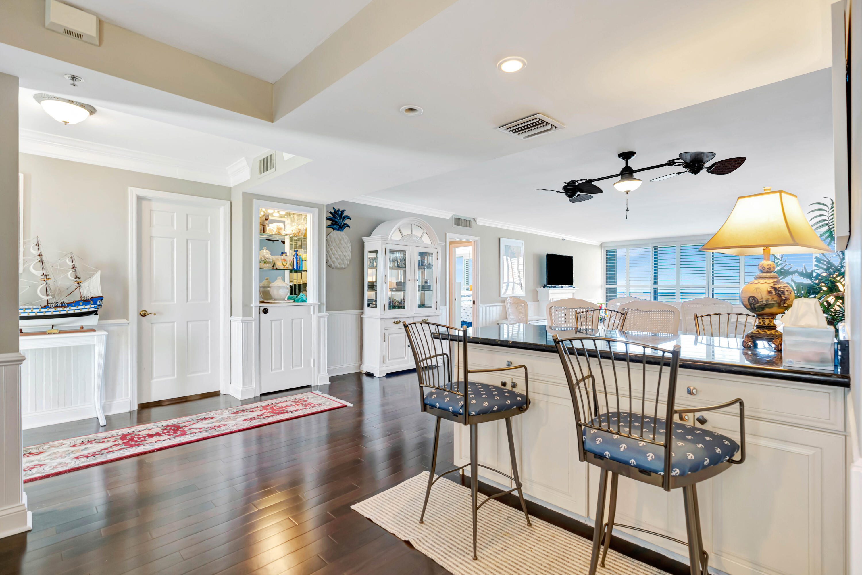 OCEAN TOWERS SOUTH CONDO APTS - Residential Lease