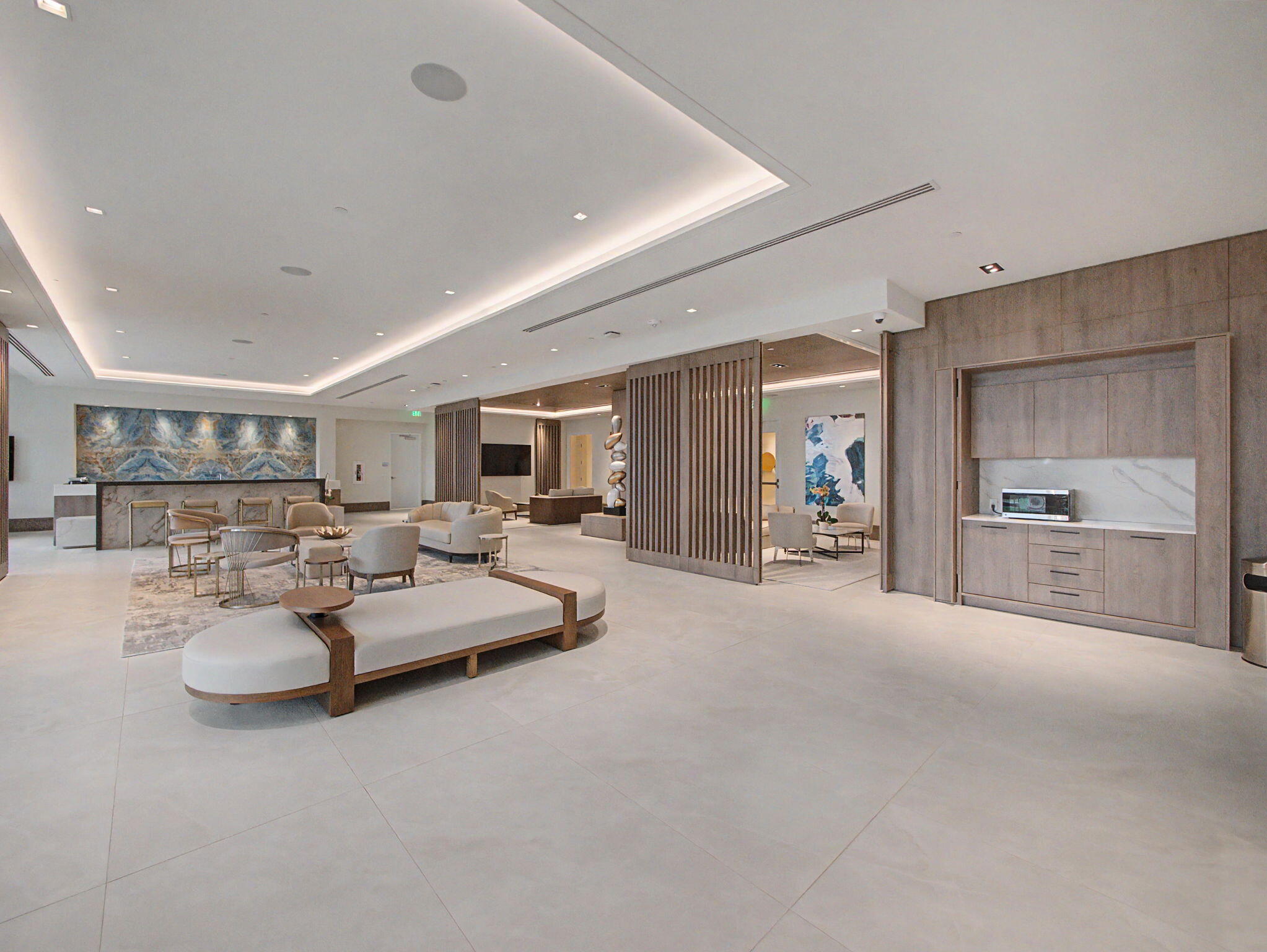 Nautilus 220 Condominium - Residential