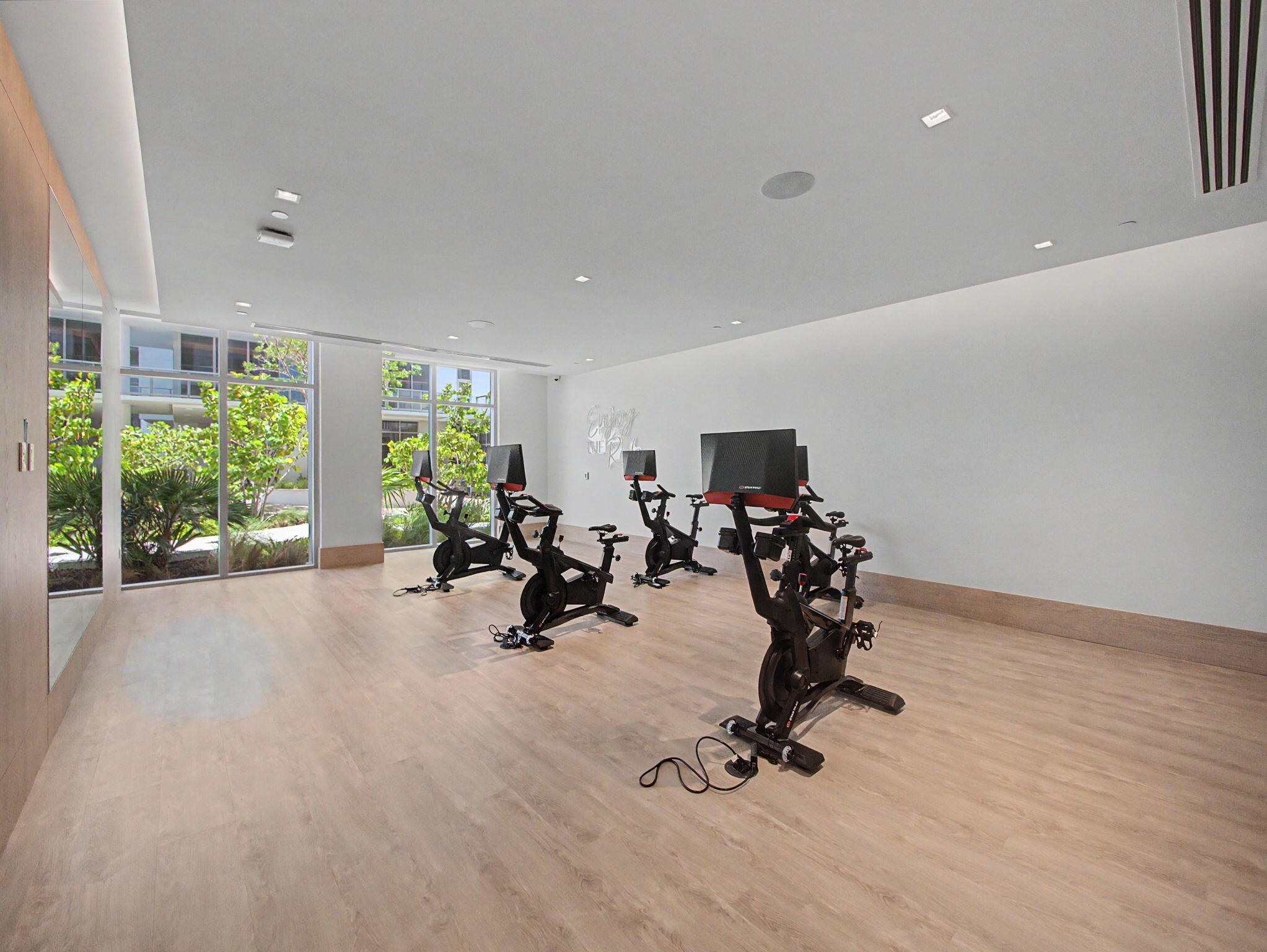 Nautilus 220 Condominium - Residential
