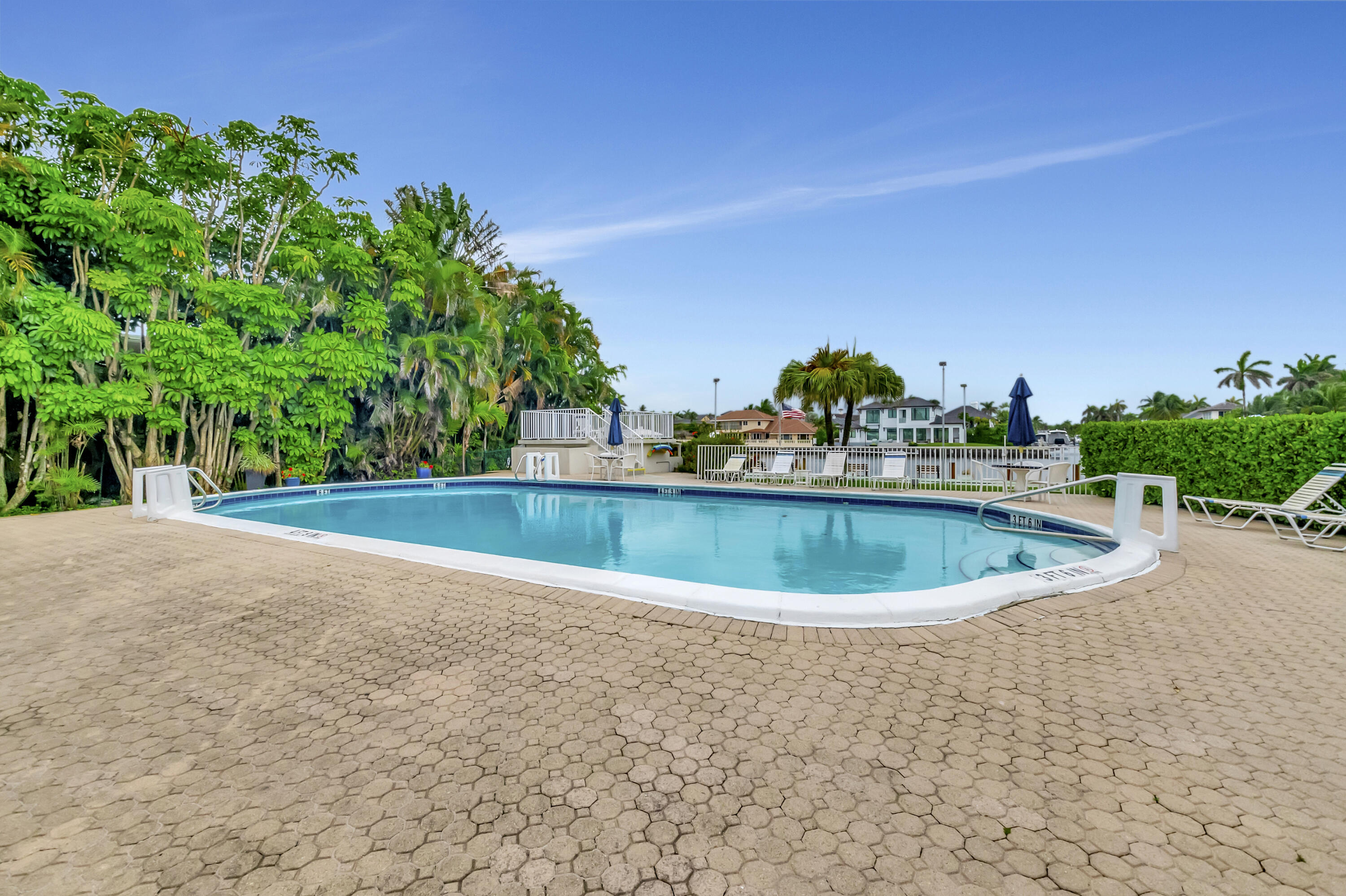 PENTHOUSE DELRAY CONDO - Residential Lease