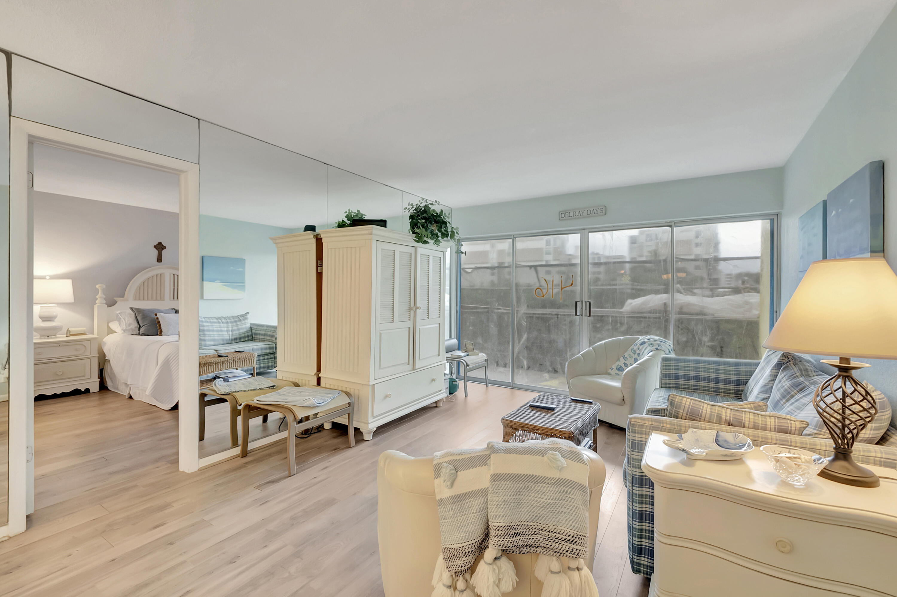 PENTHOUSE DELRAY CONDO - Residential Lease