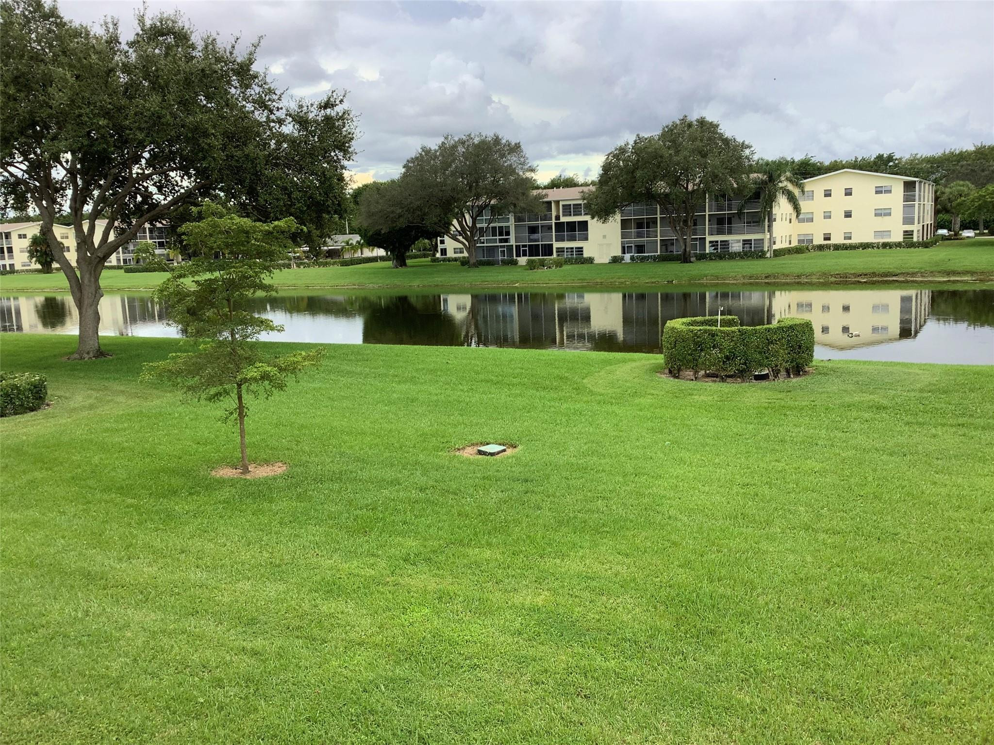 DORSET AT CENTURY VILLAGE CONDO - Residential Lease