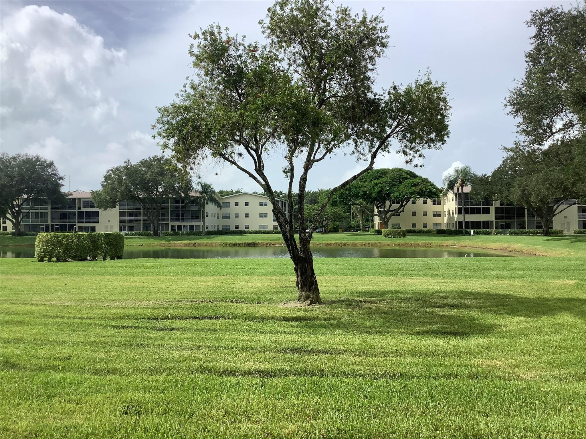 DORSET AT CENTURY VILLAGE CONDO - Residential Lease