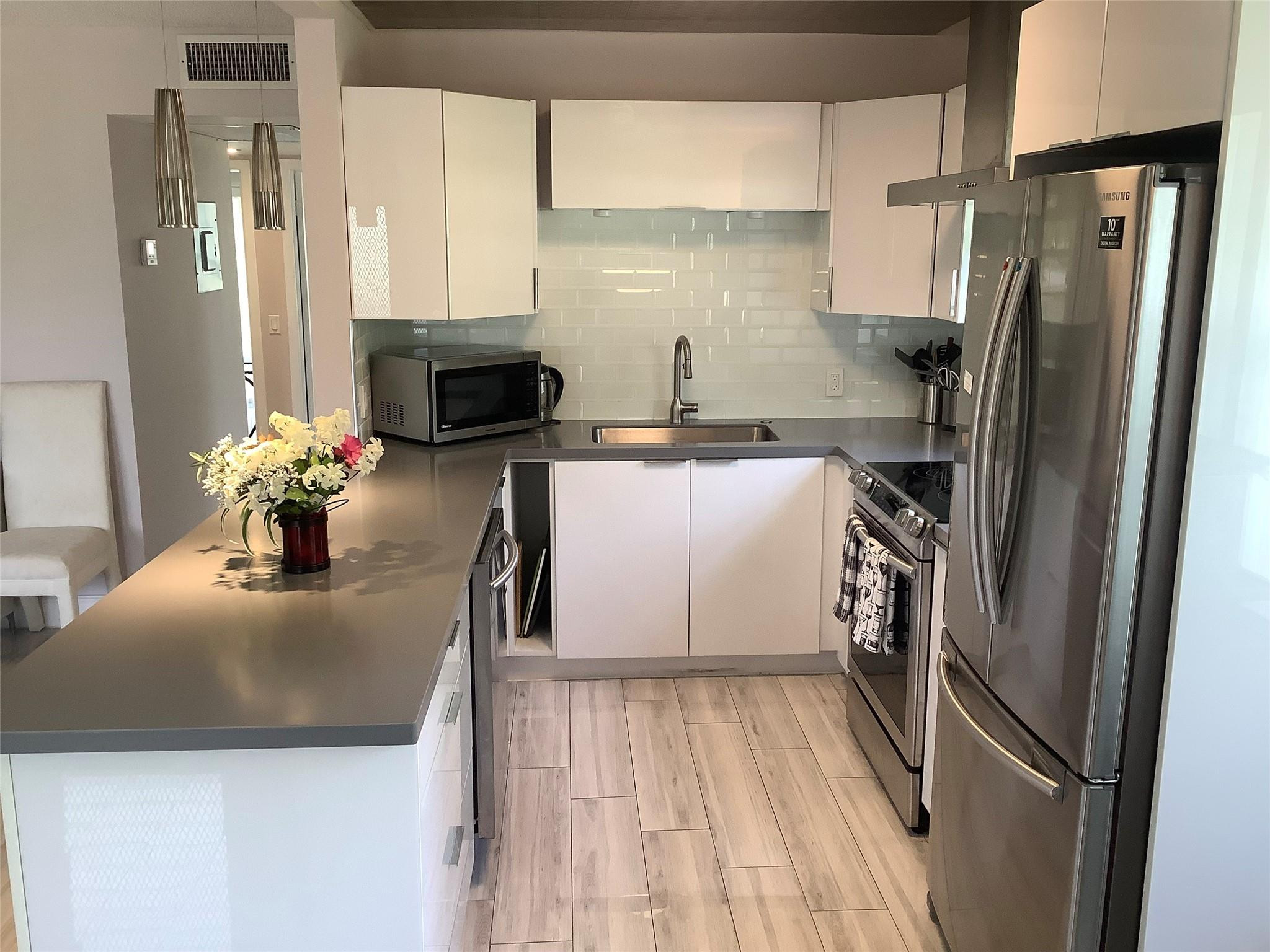 DORSET AT CENTURY VILLAGE CONDO - Residential Lease