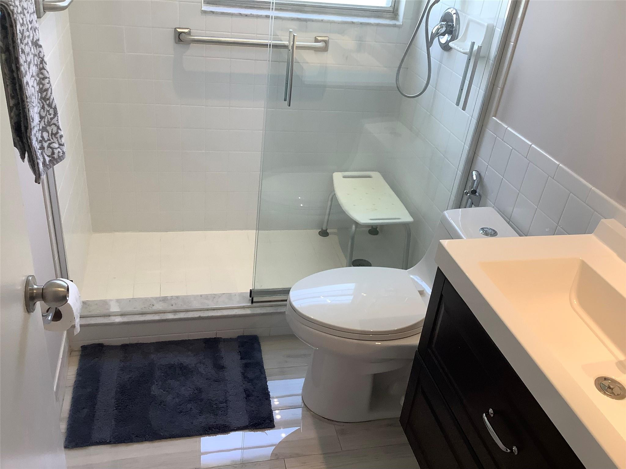 DORSET AT CENTURY VILLAGE CONDO - Residential Lease