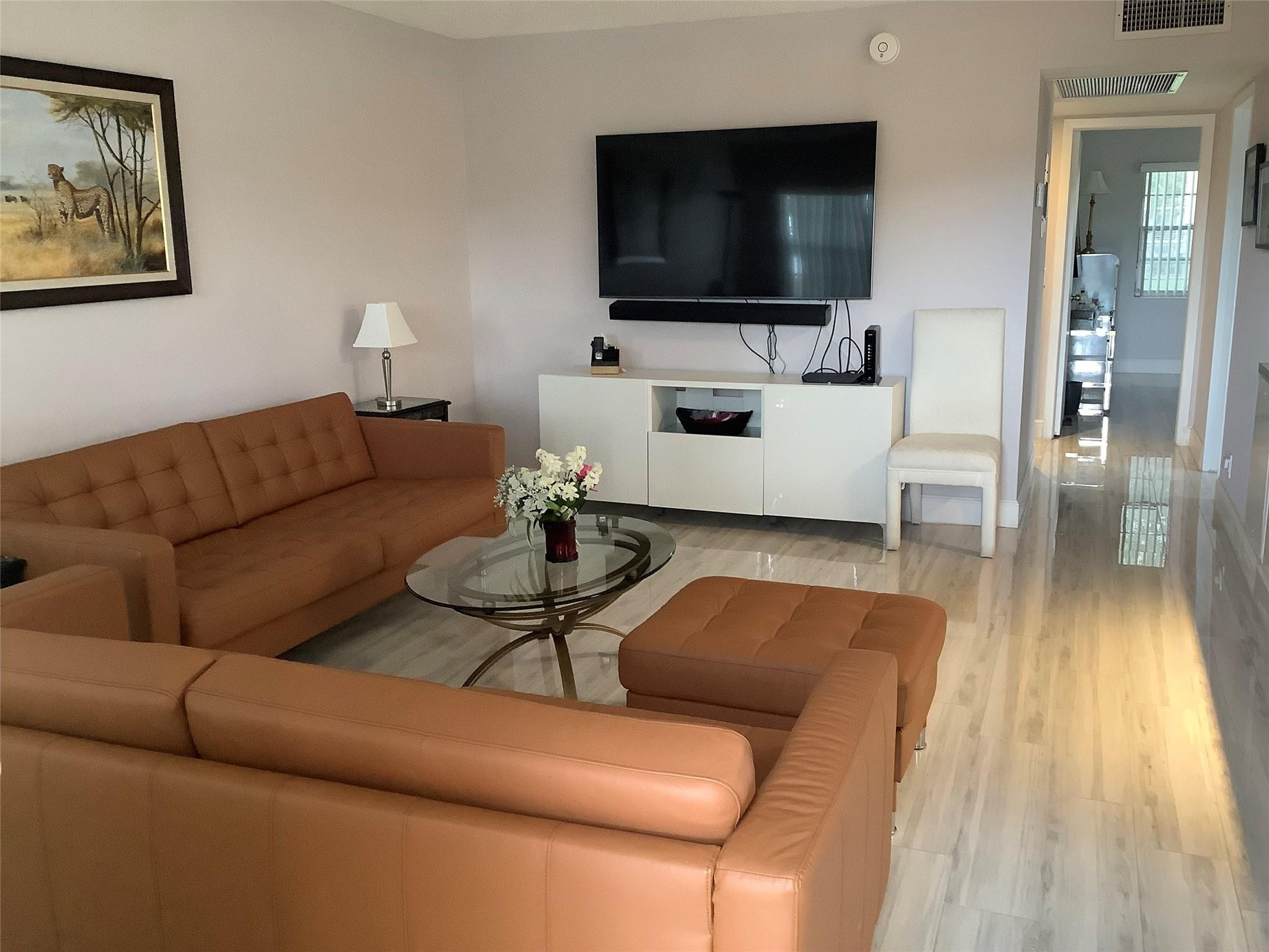 DORSET AT CENTURY VILLAGE CONDO - Residential Lease