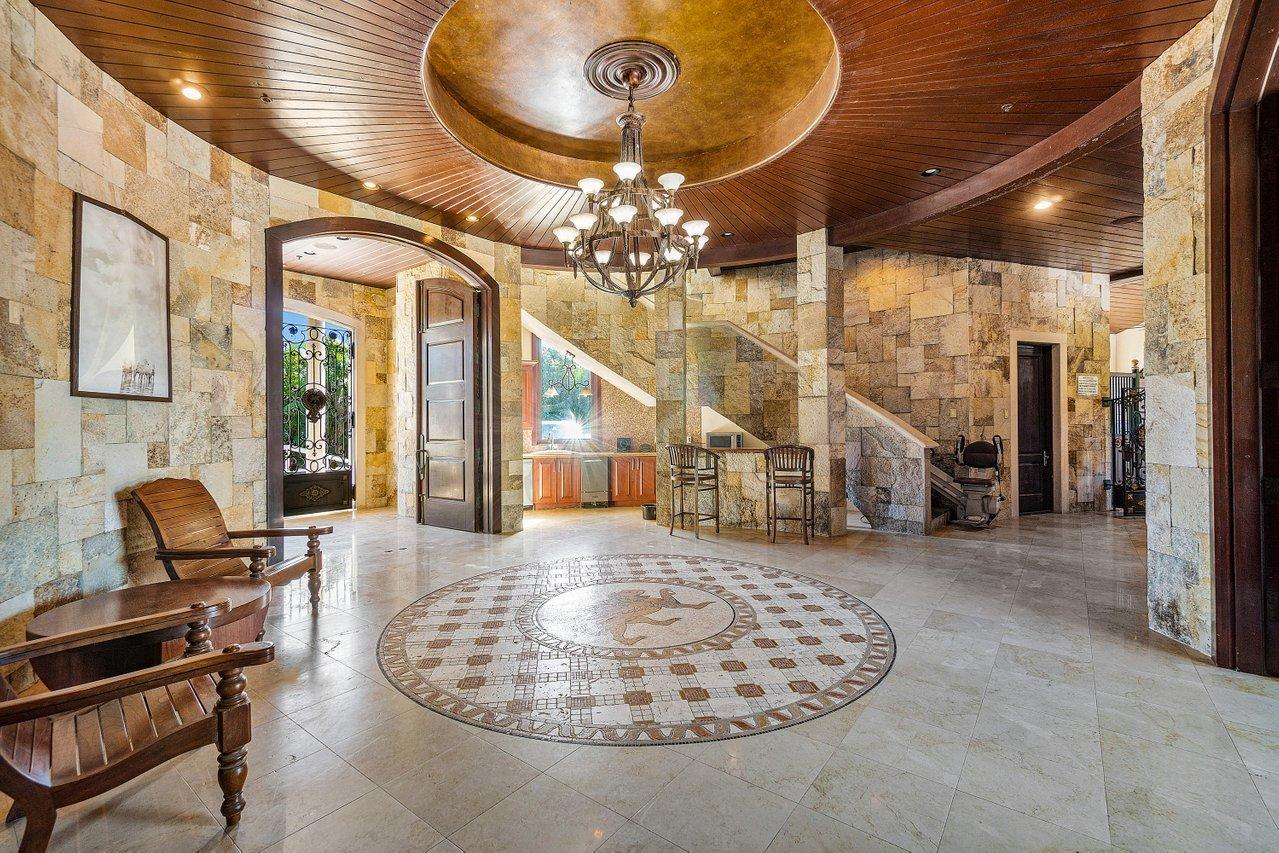 GRAND PRIX FARMS - Residential