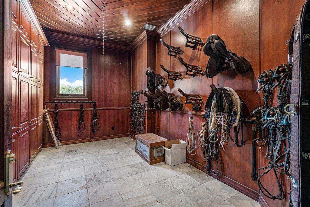 GRAND PRIX FARMS - Residential